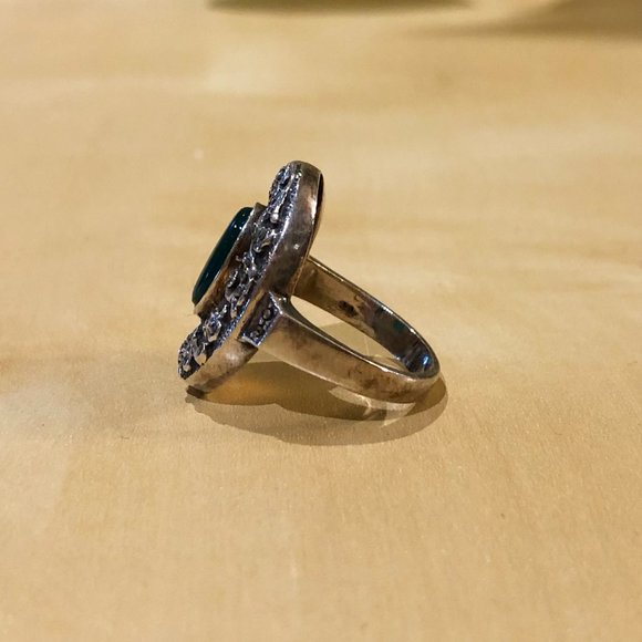 Vintage 1990s Sterling Silver Marcasite & Green Agate Statement Ring • S9 - Picture 3 of 5